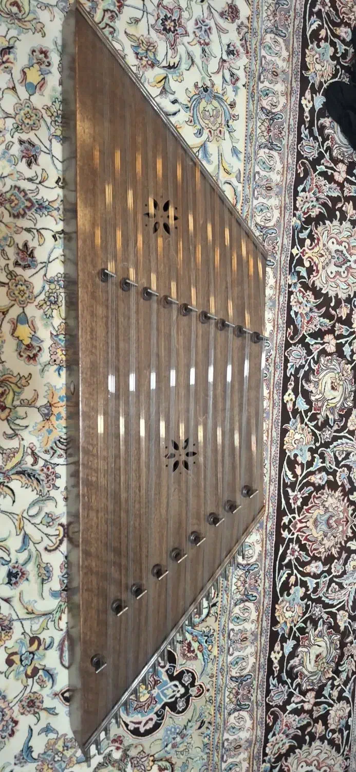 سنتور آفاق|سازهای سنتی|همدان, |دیوار