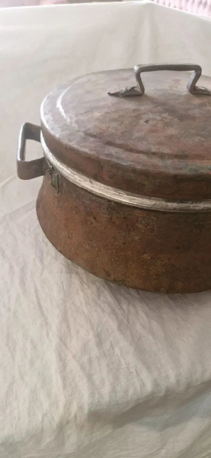 دیگ چه مسی قدیمی|کلکسیون اشیاء عتیقه|نجف‌آباد, طالقانی|دیوار