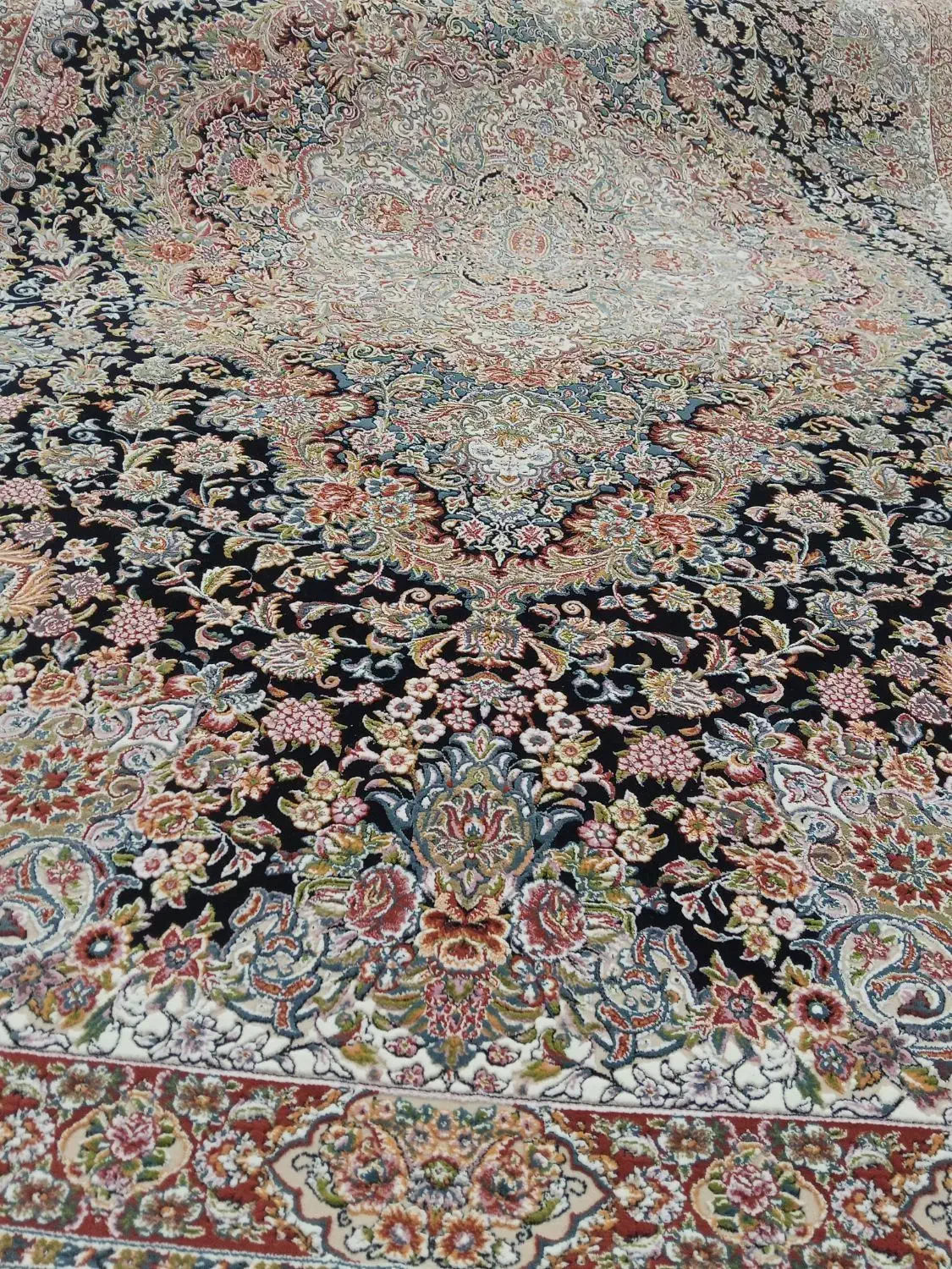 فرش 1200شانه|فرش|فیروزآباد (فارس), |دیوار