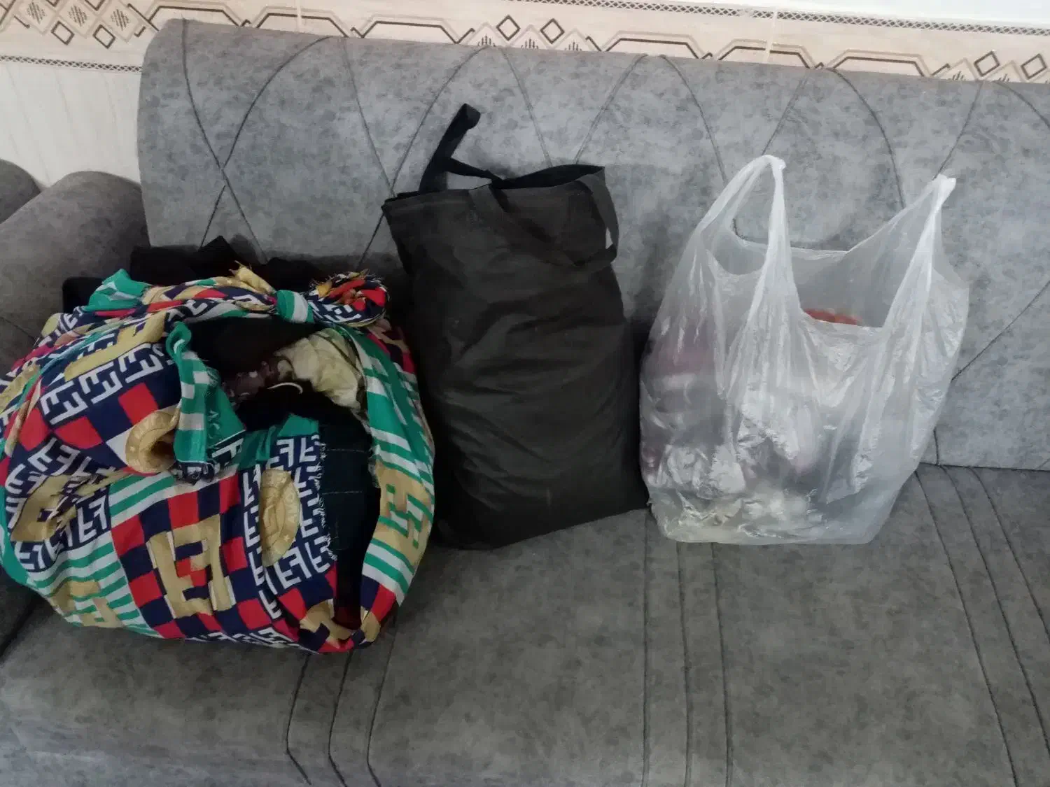 کلی لباس پسرانه دخترانه وزنانه|لباس|مشهد, شهید قربانی|دیوار