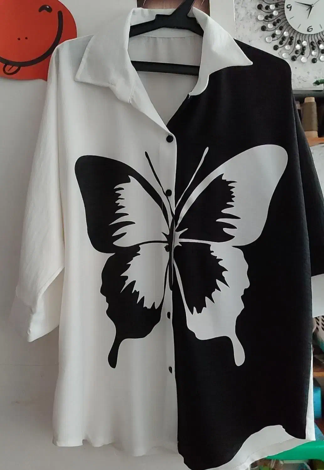 مانتو|لباس|آبسرد, |دیوار