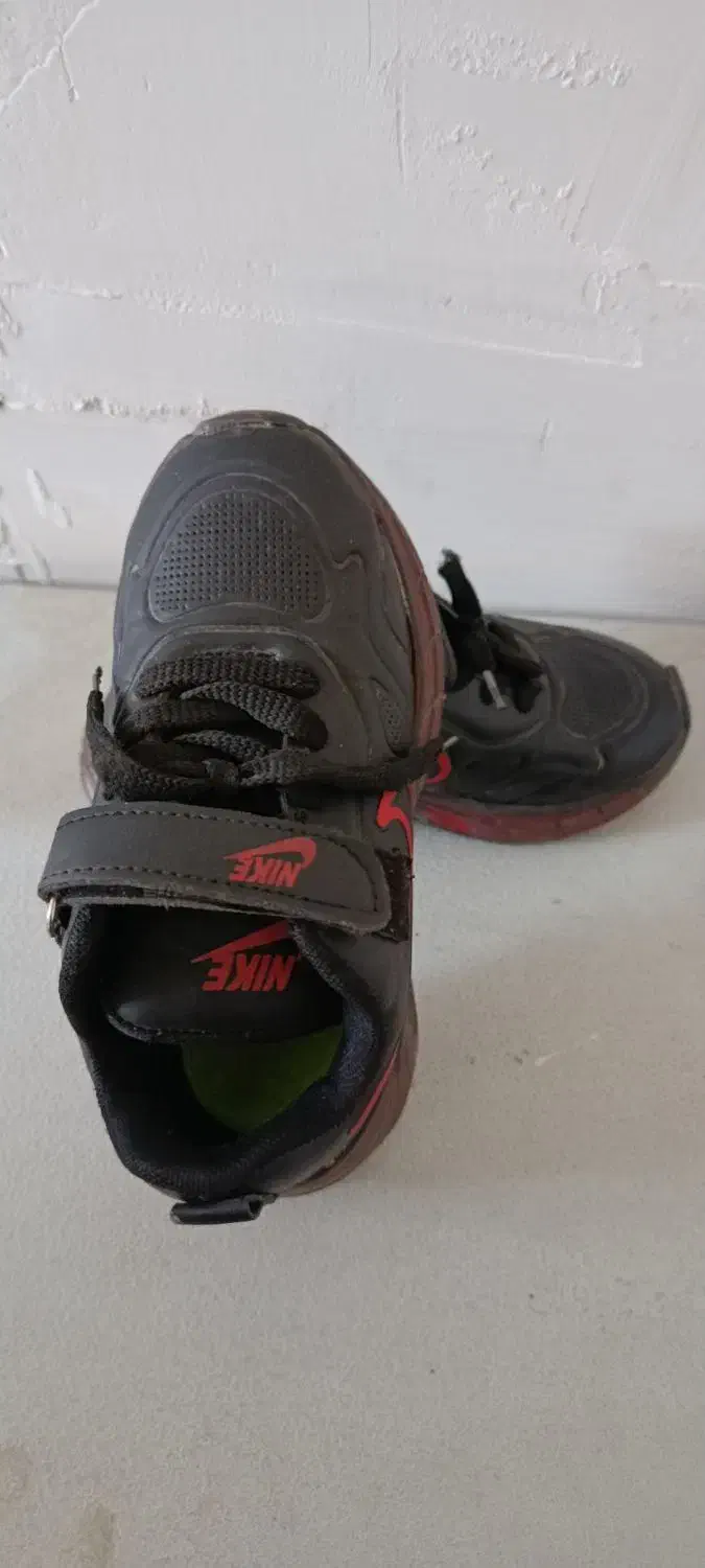 کفش اسپورت پسرانه|کفش و لباس بچه|کرمانشاه, |دیوار