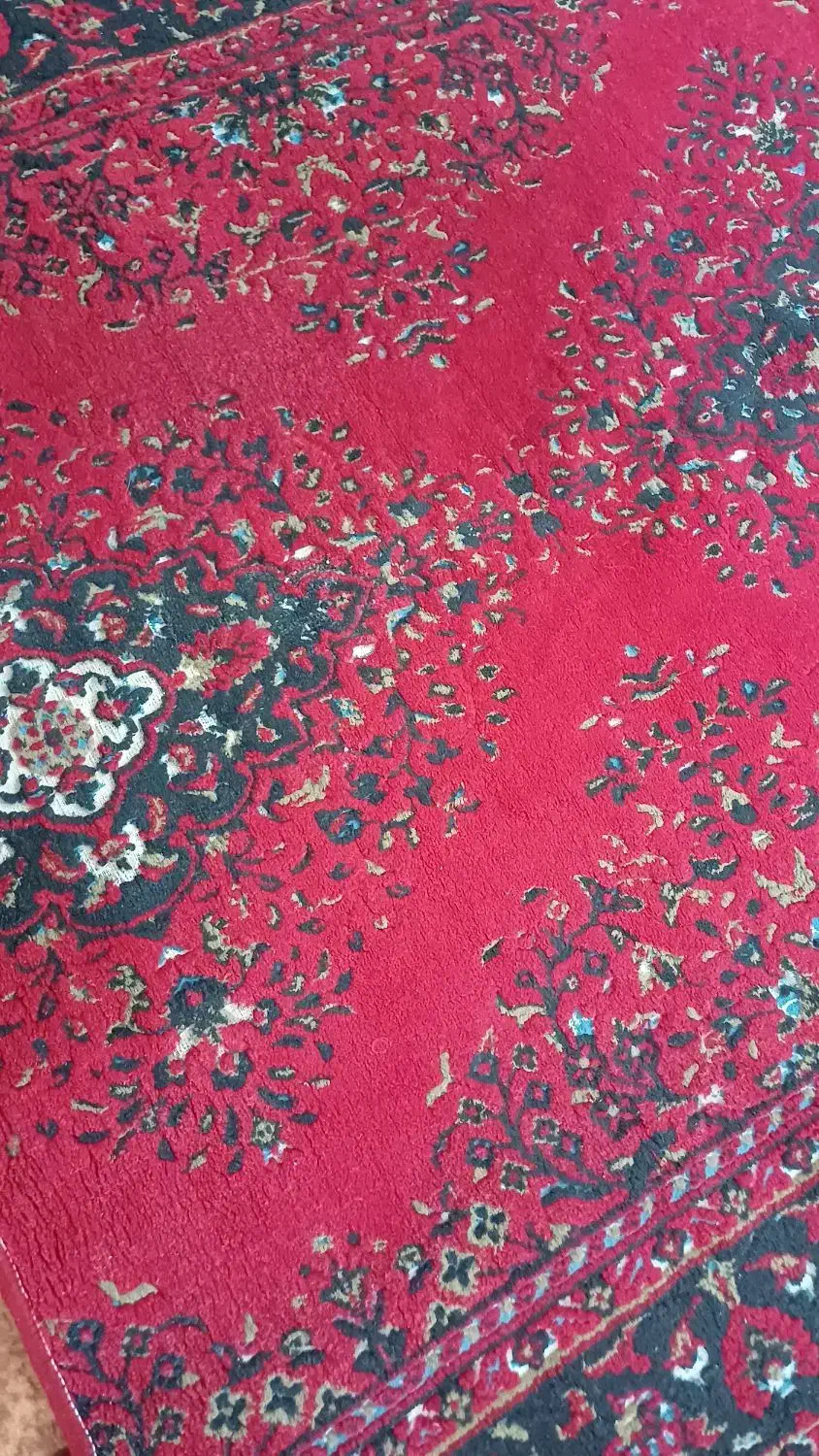 ۲عدد کنار فرشی سالم و تمیز و خوش رنگ|فرش|کازرون, |دیوار