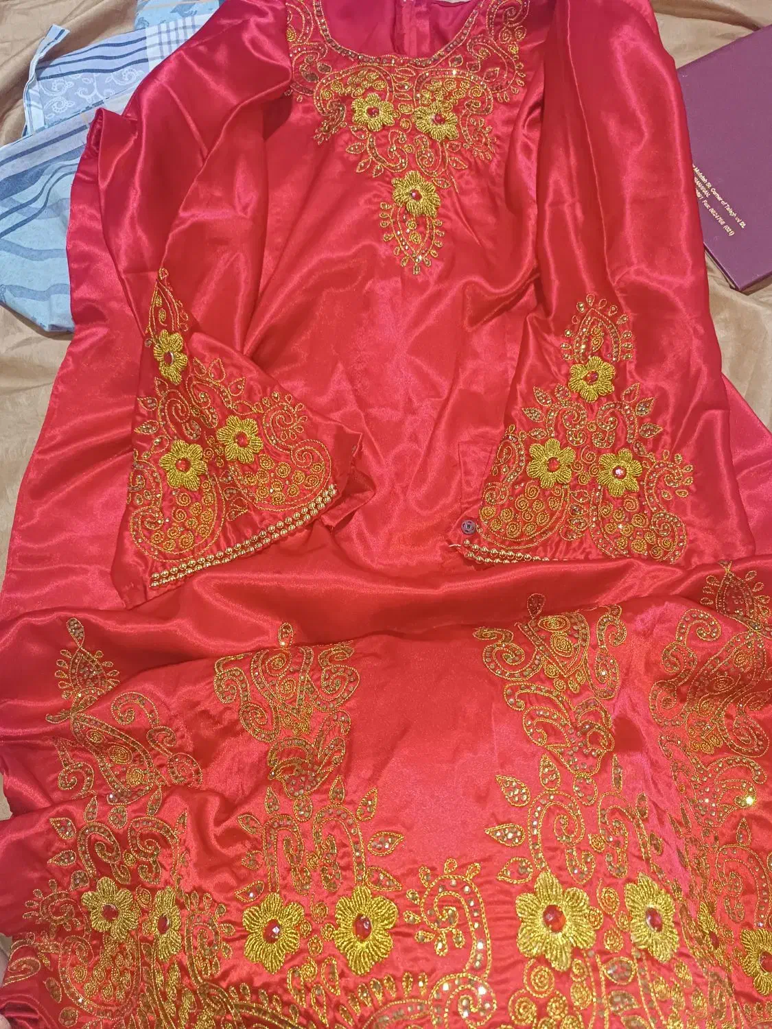 لباس گلابتونی|لباس|بندرعباس, |دیوار