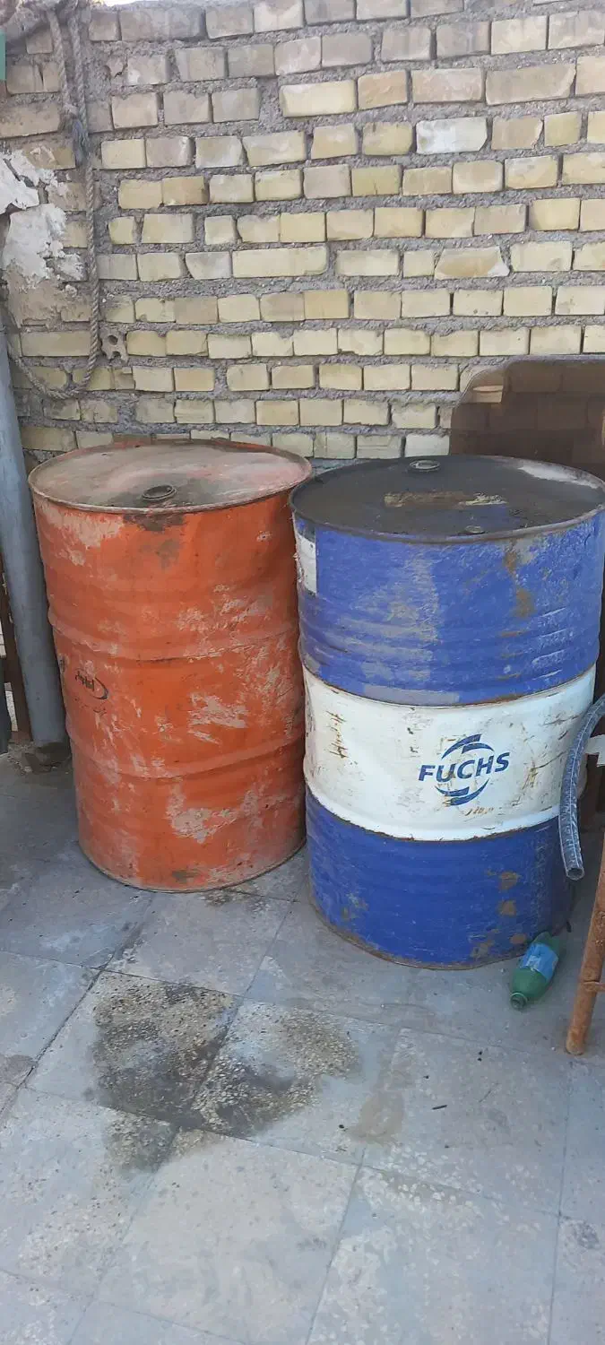 بشکه روغن فلزی۲۲۰لیتری|ظروف نگهدارنده، پلاستیکی، یک‌بارمصرف|اهواز, کوی علوی|دیوار