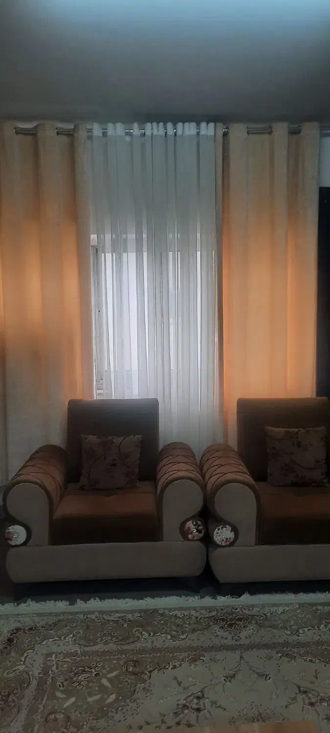 تعدادی پرده تور و حریر و...|پرده، رانر، رومیزی|رشت, تازه آباد|دیوار