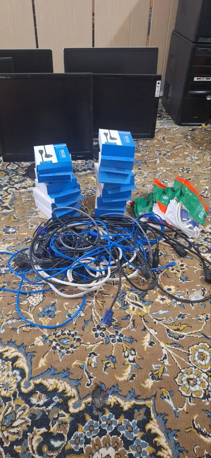 کامپیوتر|رایانه رومیزی|ویلکیج, |دیوار