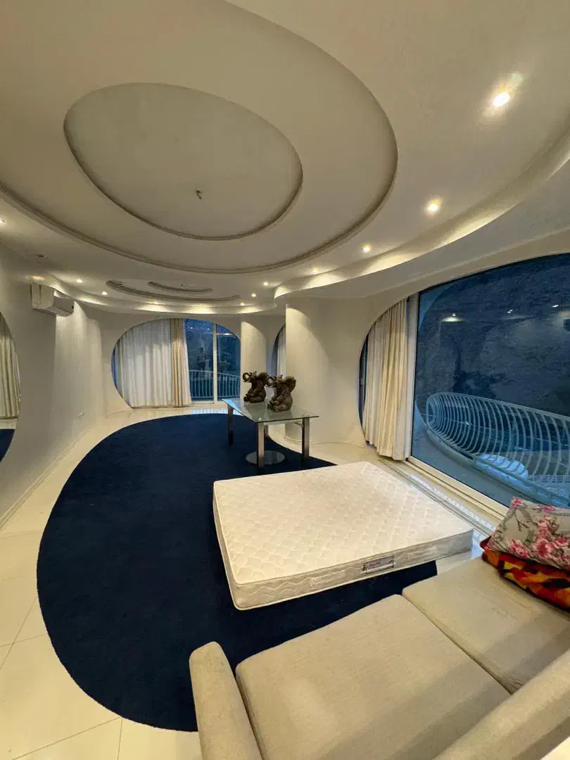 گل یخ شمشک ۱۳۰متر ۱خواب دید ۳طرف|فروش آپارتمان|شمشک, |دیوار