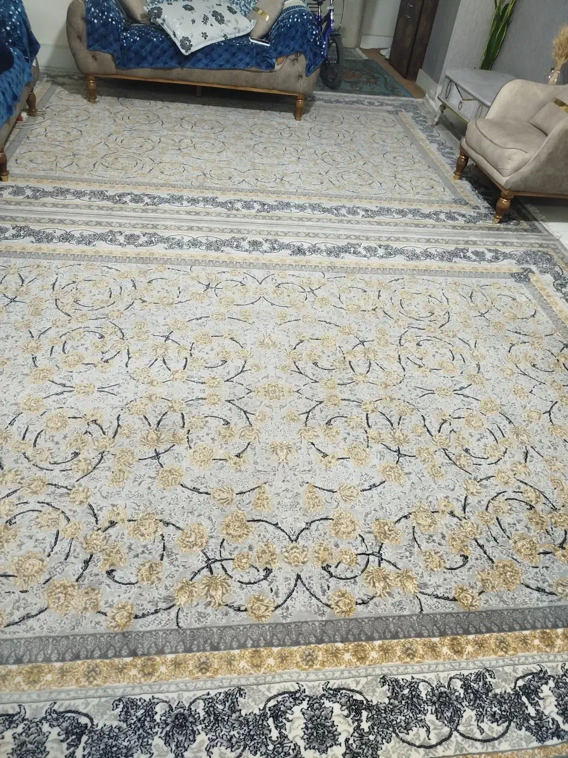 کاملا نونو|فرش|رباطکریم, رباطکریم|دیوار