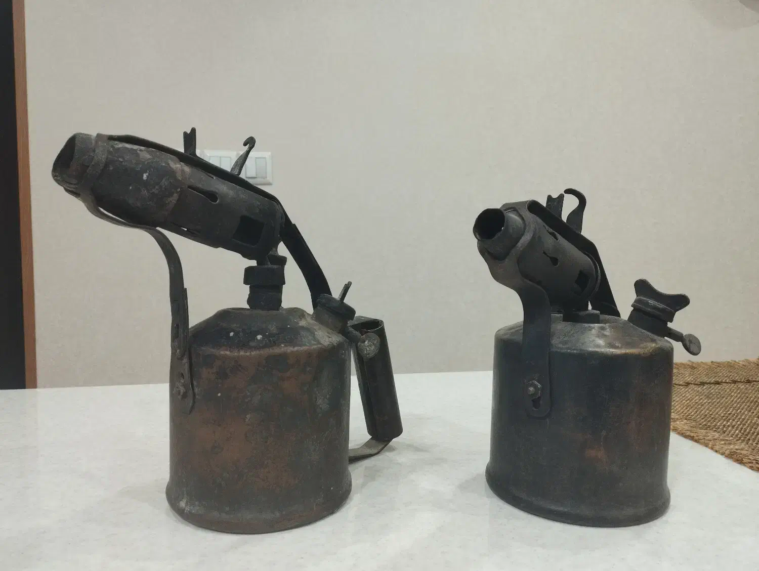 چراغ پریموس نفتی|کلکسیون اشیاء عتیقه|شیراز, آزادگان|دیوار