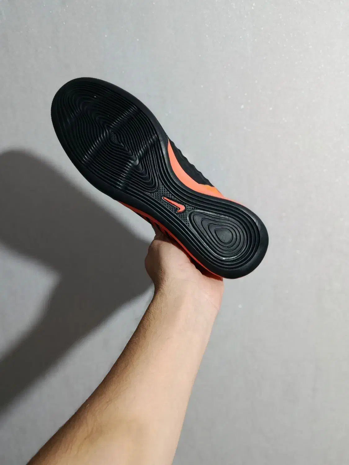 کفش سالنی|کیف، کفش، کمربند|شیروان (خراسان), |دیوار