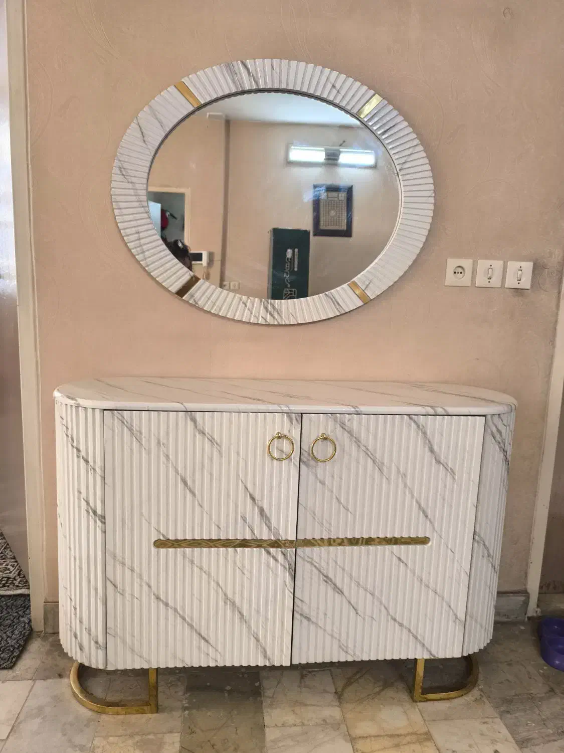 میز تلویزیون و اینه کنسول بدون خط و خش نو|میز تلویزیون|ری, فیروزآبادی|دیوار