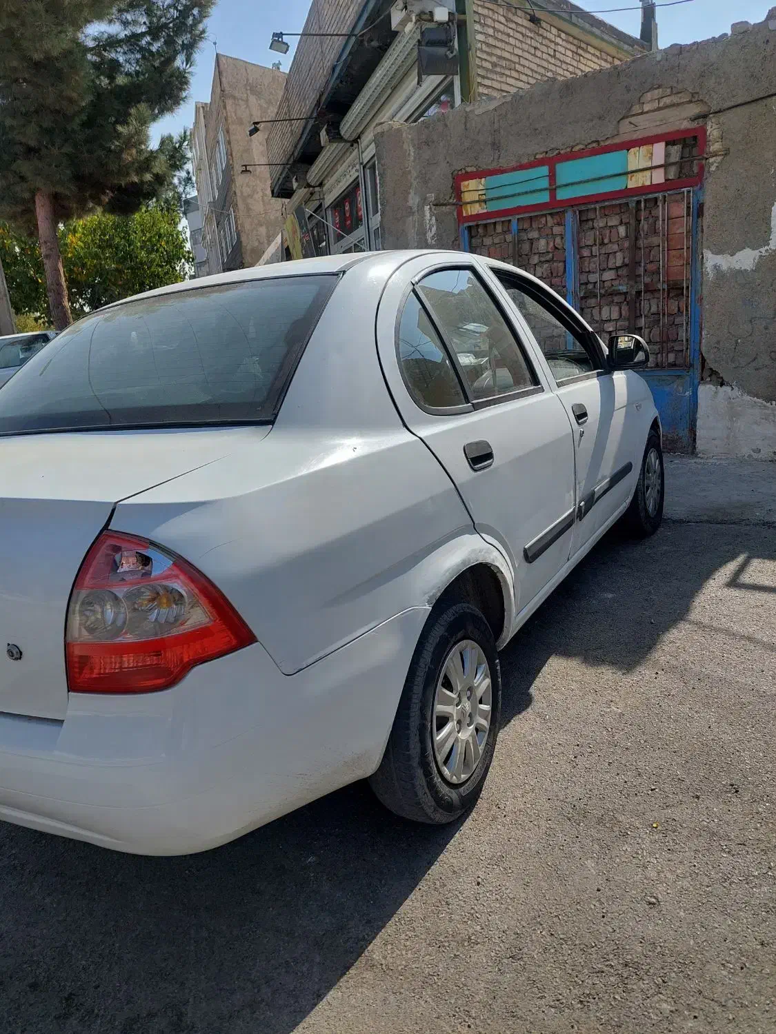 تیبا صندوقدار مدل۹۱ دوگانه سوز|خودرو سواری و وانت|مشهد, آزادشهر|دیوار