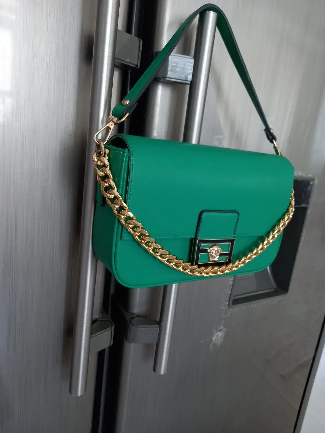 کیف چرمی برند فندی آکبند نو.معاوضه با کیف مجلسی نو|کیف، کفش، کمربند|اردبیل, |دیوار