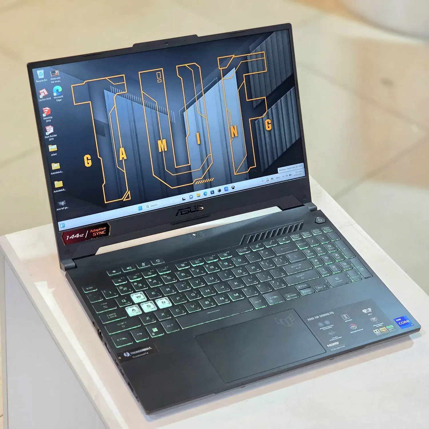 لپتاپ ایسوس TUF Gaming FX507ZC آنباکس|رایانه همراه|شیراز, ملاصدرا|دیوار