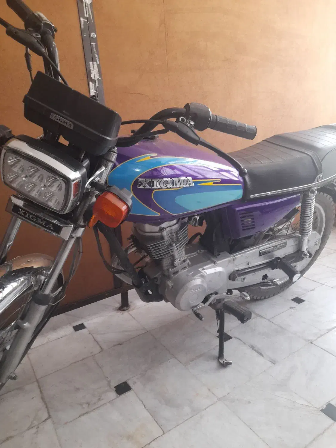 موتور زیگما ۹۵|موتورسیکلت|قم, دروازه چوبی|دیوار
