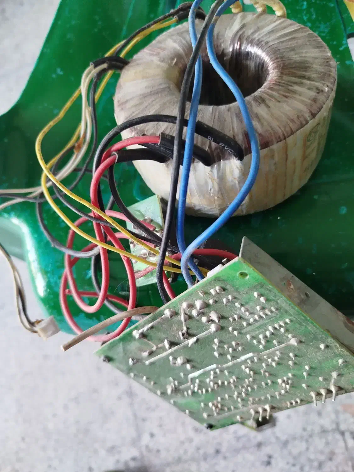 ترانس باند اکتیو|گیتار، بیس، امپلیفایر|شیروان (خراسان), |دیوار