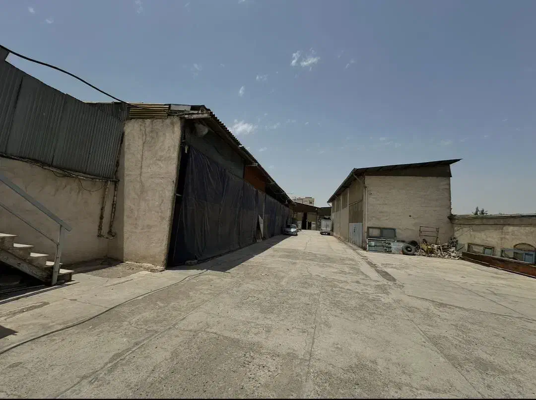 فروش ۴ دهنه مغازه و ۳ سوله بر اصلی جاده قدیم ساوه|فروش دفتر صنعتی، کشاورزی، تجاری|اسلامشهر, شهرک سالور|دیوار