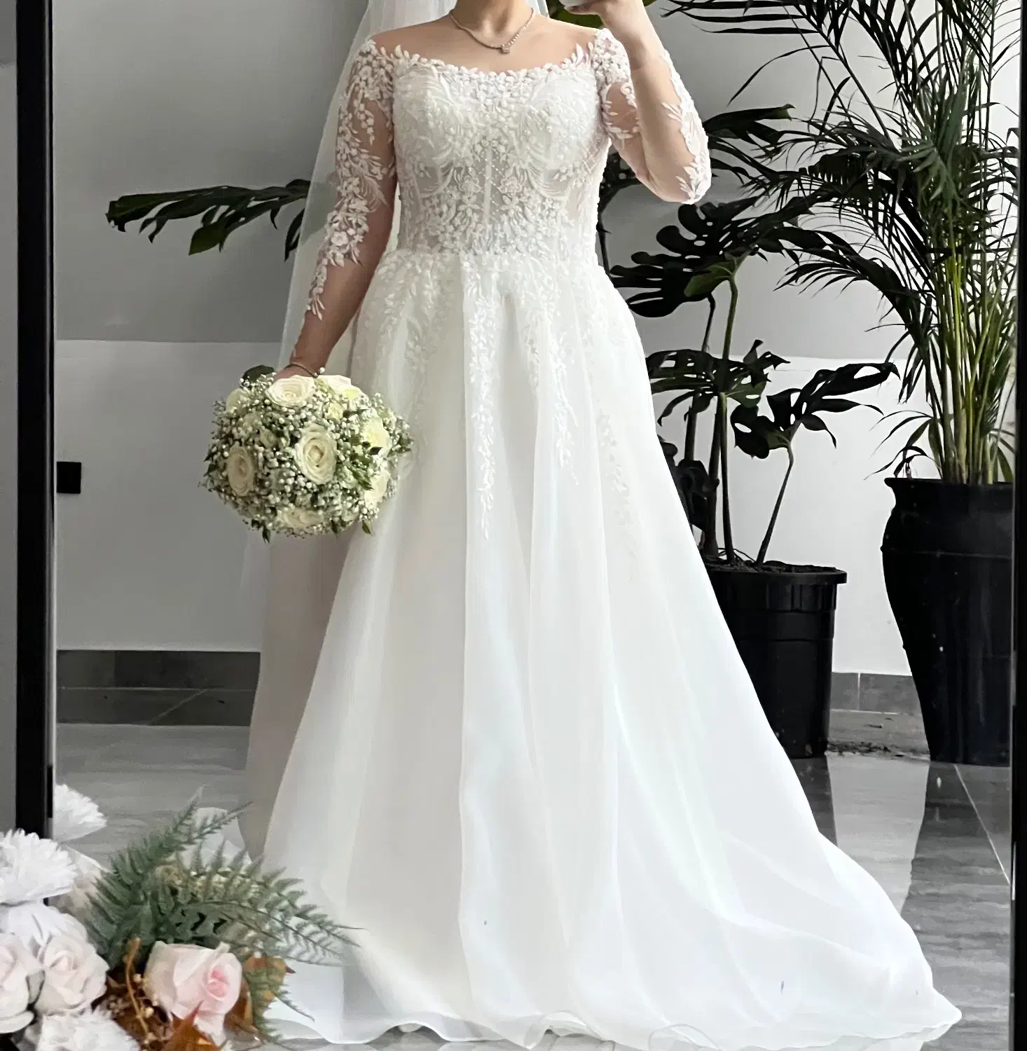 لباس عروس|لباس|رشت, شالکو|دیوار