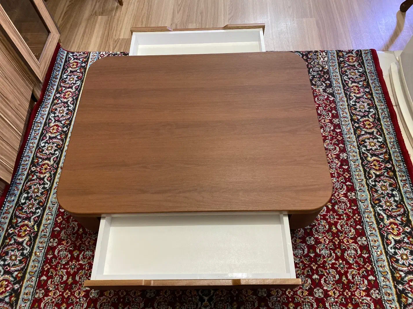 میز جلو مبلی|مبلمان خانگی و میز عسلی|میانه, |دیوار