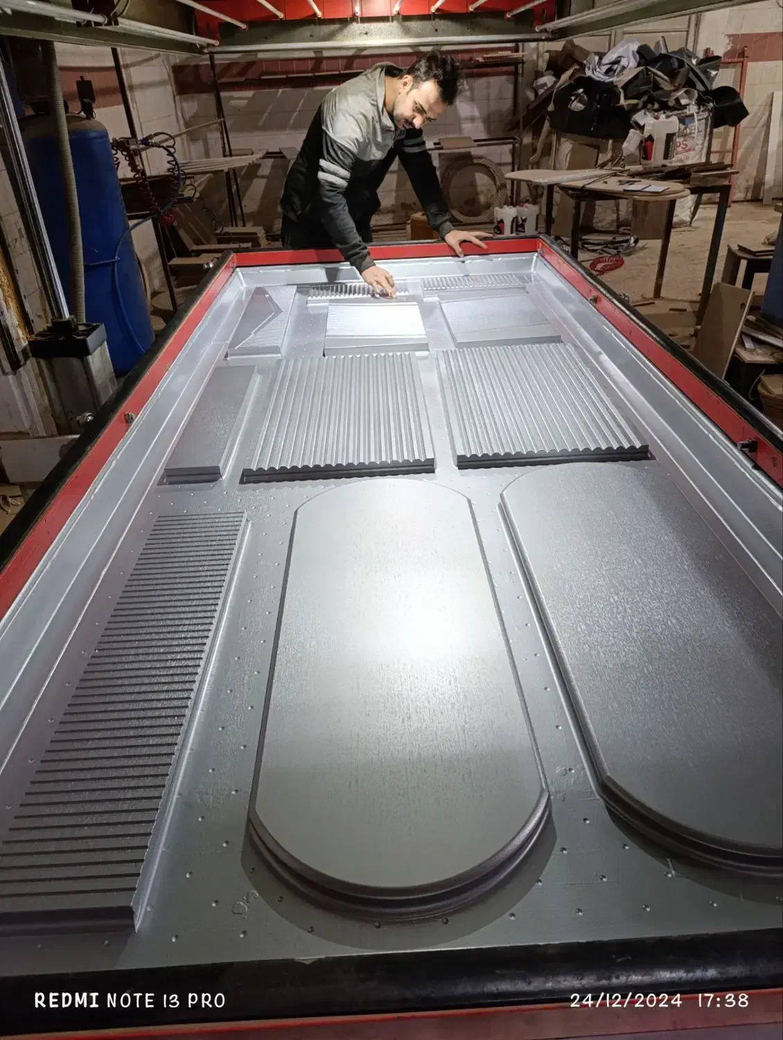 استخدام دائم اپراتور وکیوم و سی ان سی|استخدام صنعتی، فنی، مهندسی|مشهد, خین عرب|دیوار