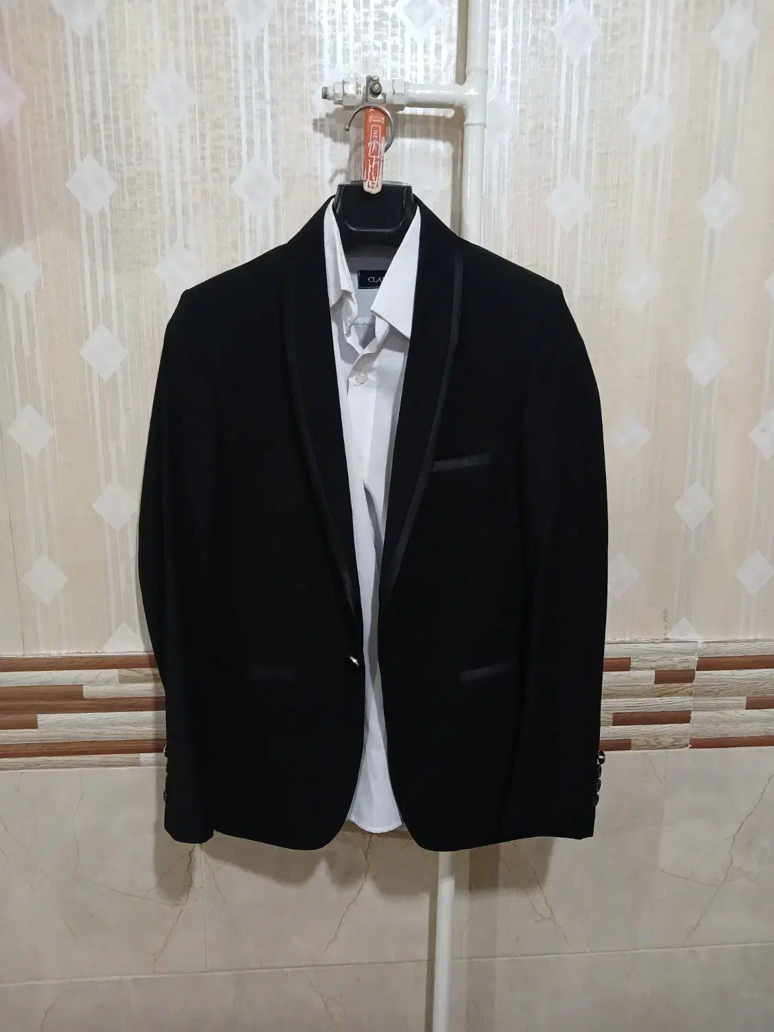 کت و شلوار|لباس|اراک, |دیوار