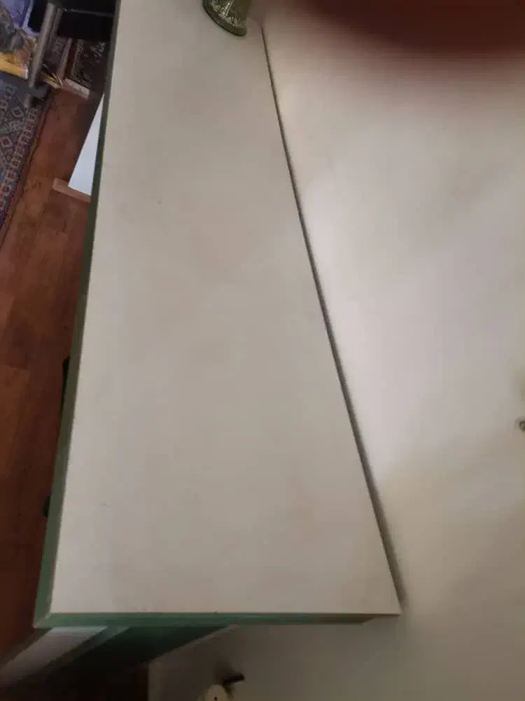 میز اوپن بسیار تمیز|میز تحریر و کامپیوتر|رشت, استادسرا|دیوار