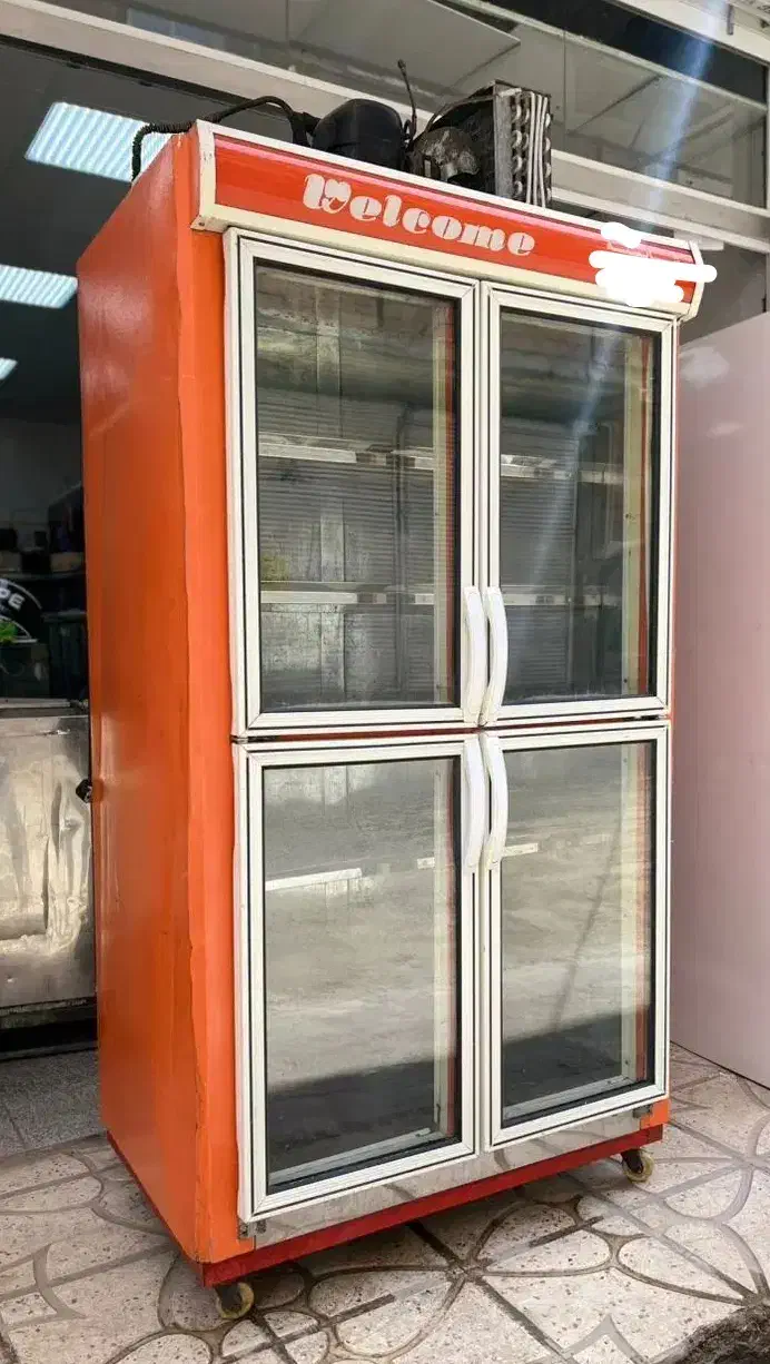 فریزر ۴ درب عرض ۱۱۵در حد نو|فروشگاه و مغازه|تهران, فلسطین (میدان انقلاب)|دیوار