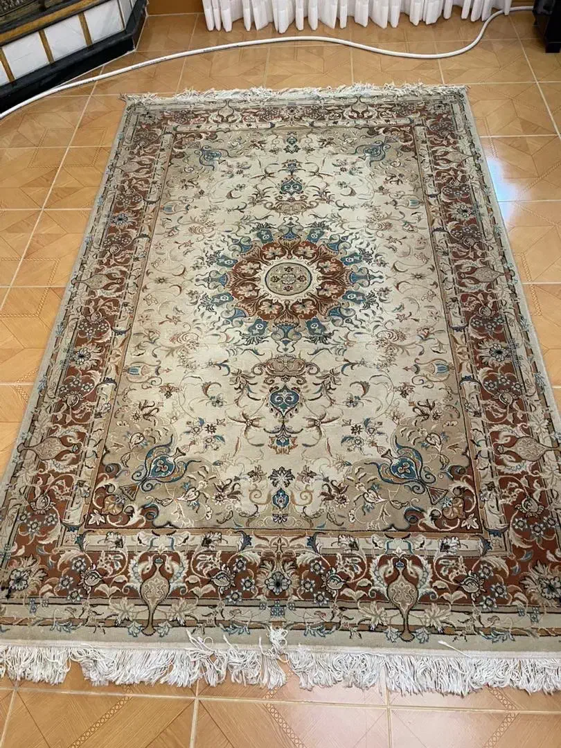 فرش|فرش|رشت, سعدی (تختی)|دیوار