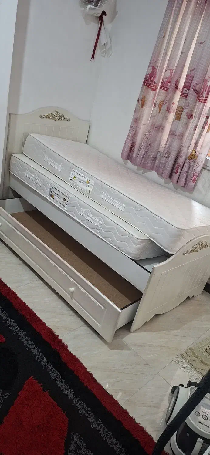 تخت دو طبقه|تخت و سرویس خواب|کرج, خرمدشت|دیوار