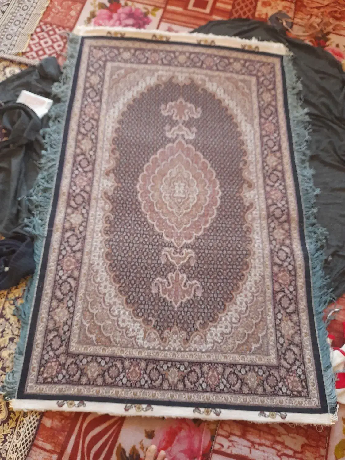 ذرع نیم|فرش|خوی, |دیوار