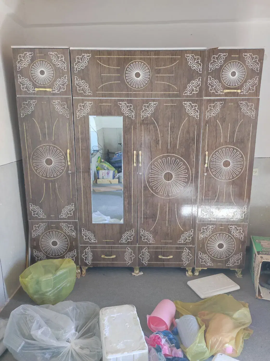 کمد|جاکفشی، کمد، دراور|ایرانشهر, |دیوار