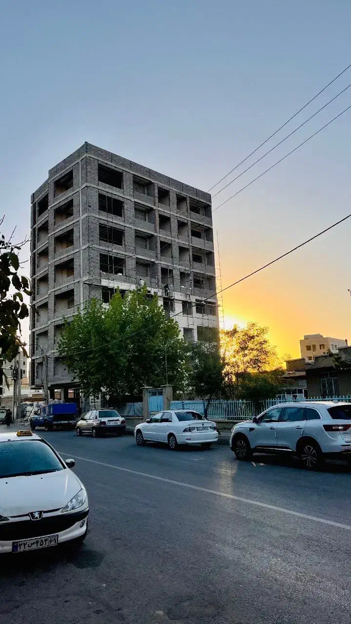 فروش واحد ۳ خواب مستر طبقه ۵|فروش آپارتمان|قروه, |دیوار