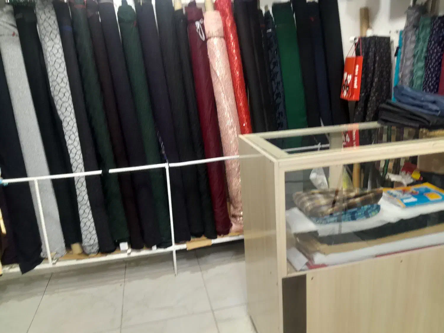 حراج پارچه به علت تغییر شغل|حراج|مهران (ایلام), |دیوار