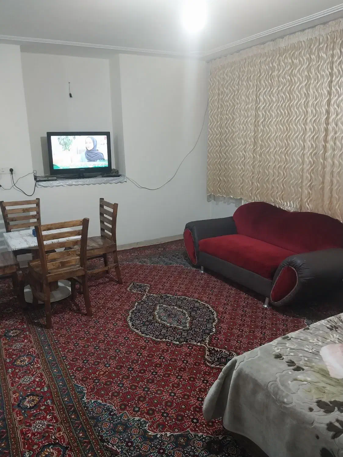 اجاره اپارتمان وسوئیت کوتاه مدت|اجارهٔ کوتاه‌مدت آپارتمان و سوئیت|شیراز, شهرک نیروی انتظامی|دیوار