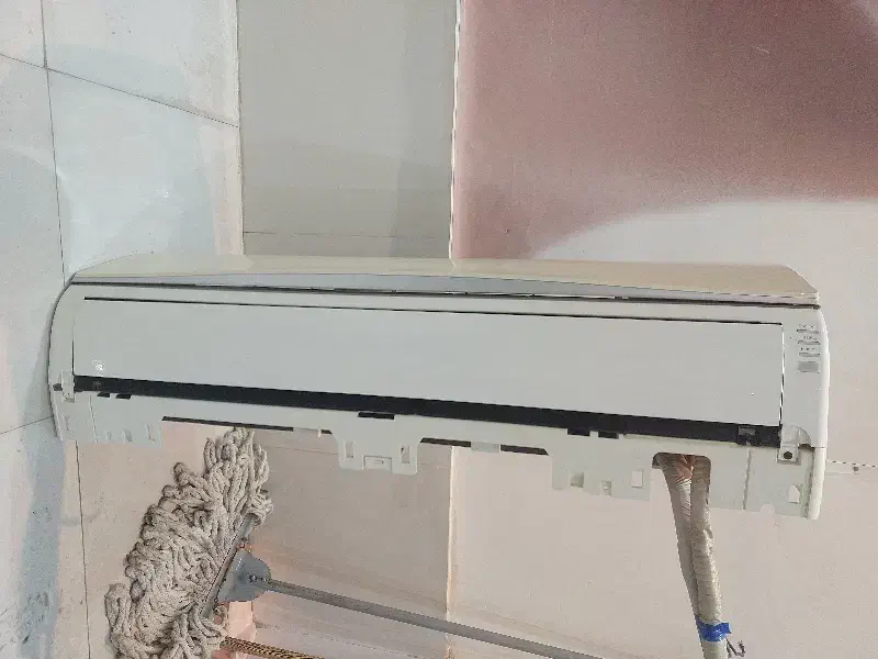کولرگازی کارکرده۲۴هزار ال جی|کولر گازی و فن‌کوئل|پارس‌آباد, |دیوار