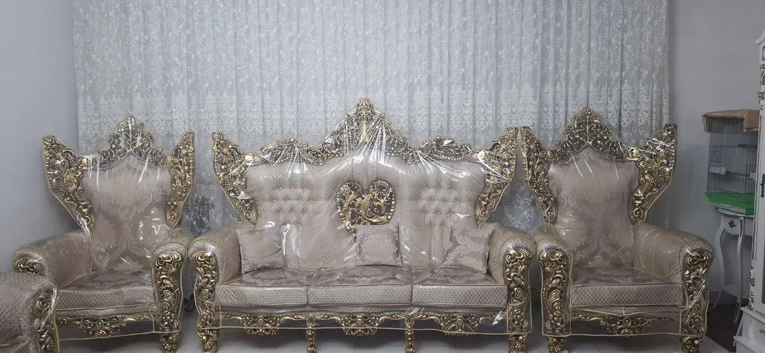 مبل ۹نفره سلطنتی|مبلمان خانگی و میز عسلی|قدس, شهر‌قدس|دیوار