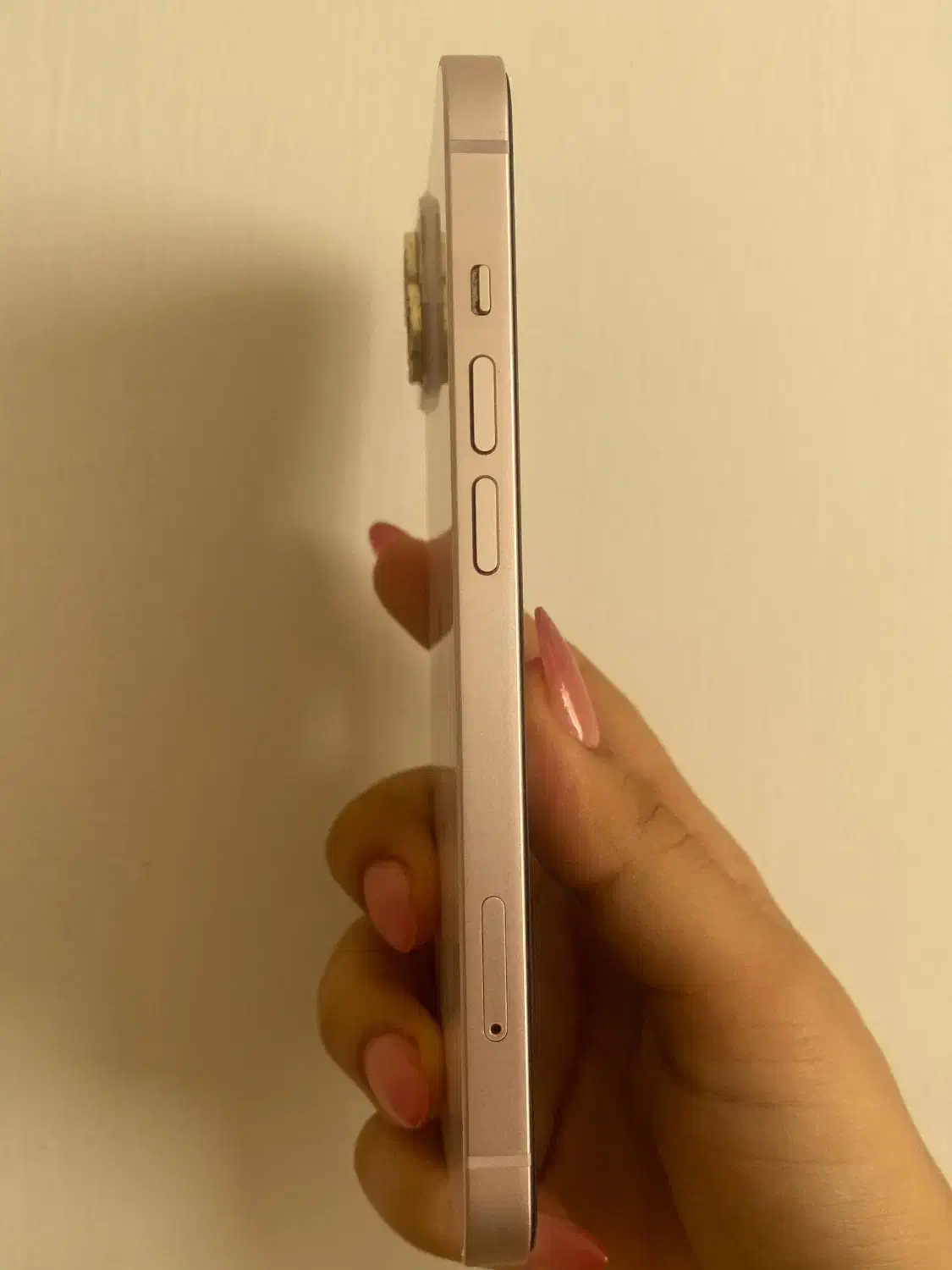 iPhone 13 نرمال|موبایل|مشهد, شهرآرا|دیوار