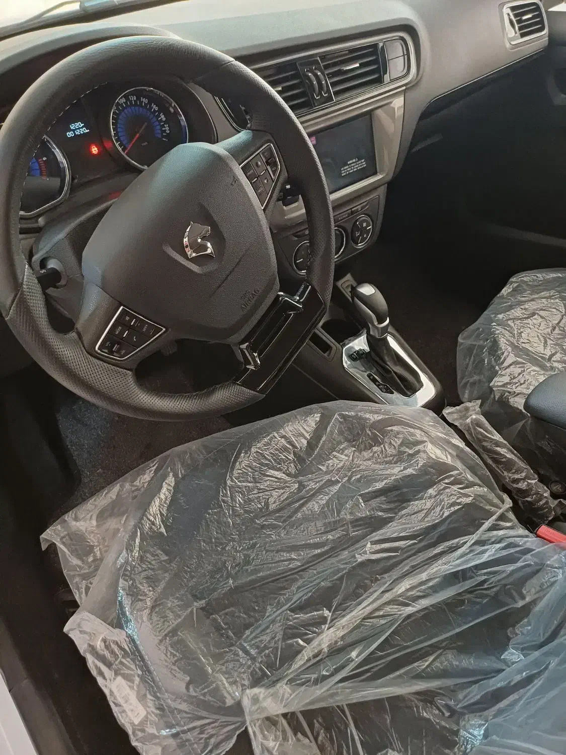 تارا وی ۴ فول|خودرو سواری و وانت|بوشهر, |دیوار