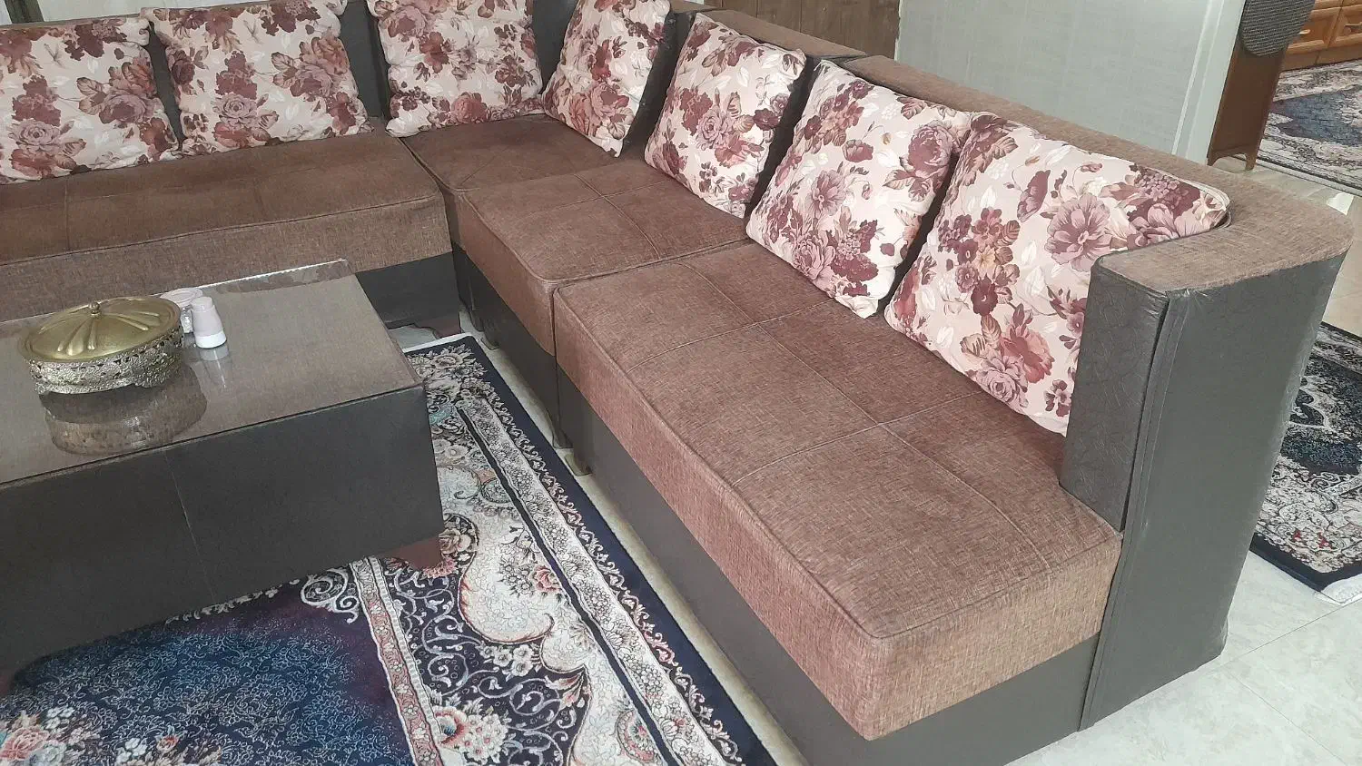 مبل اِل ۷نفره|مبلمان خانگی و میز عسلی|تهران, انبار نفت|دیوار