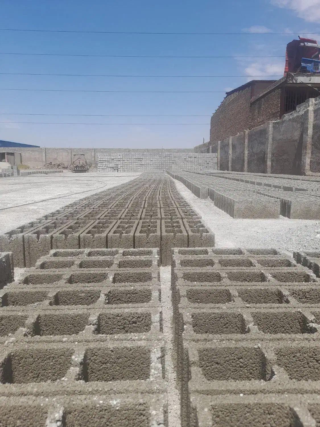 فروش انواع بلوک لیکا و دیواری|مصالح و تجهیزات ساختمان|اهواز, سیصد دستگاه|دیوار