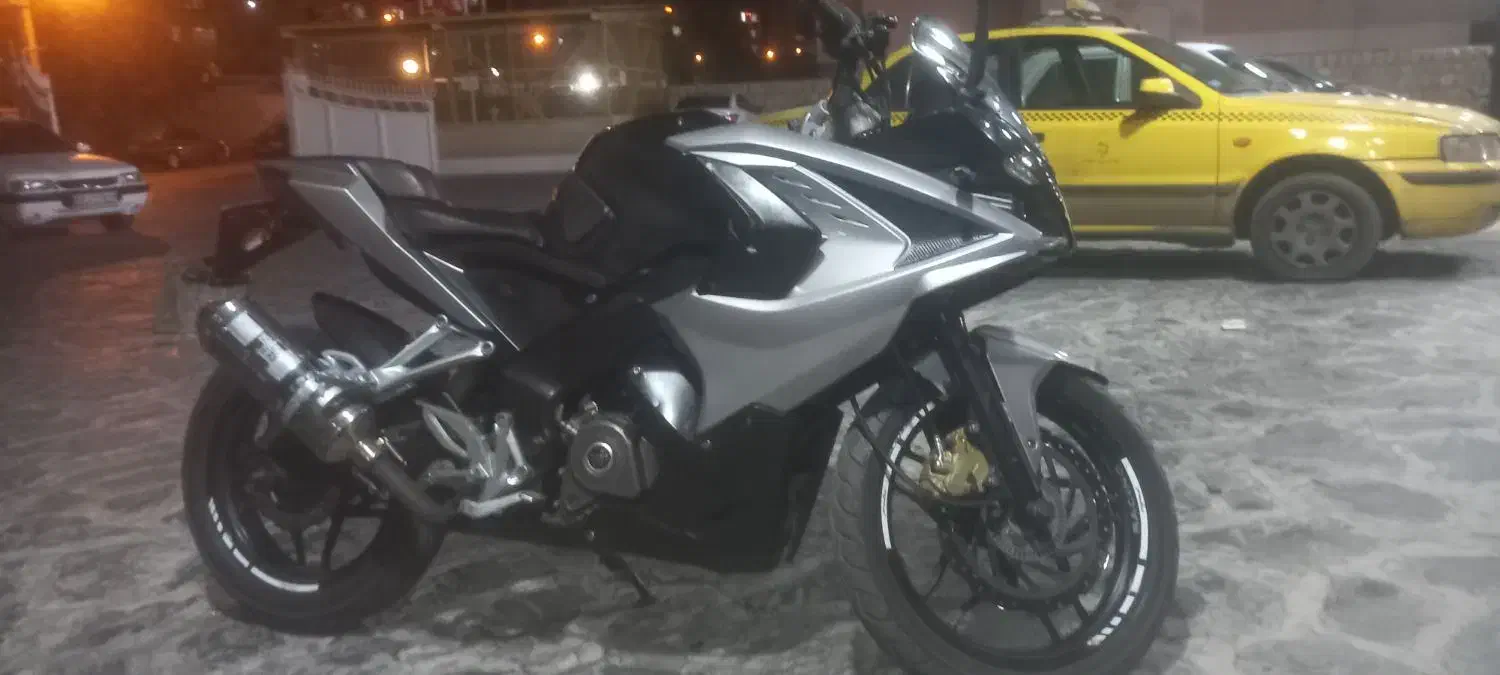 rs200 مدل ۹۵|موتورسیکلت|شیراز, شهرک گلستان|دیوار