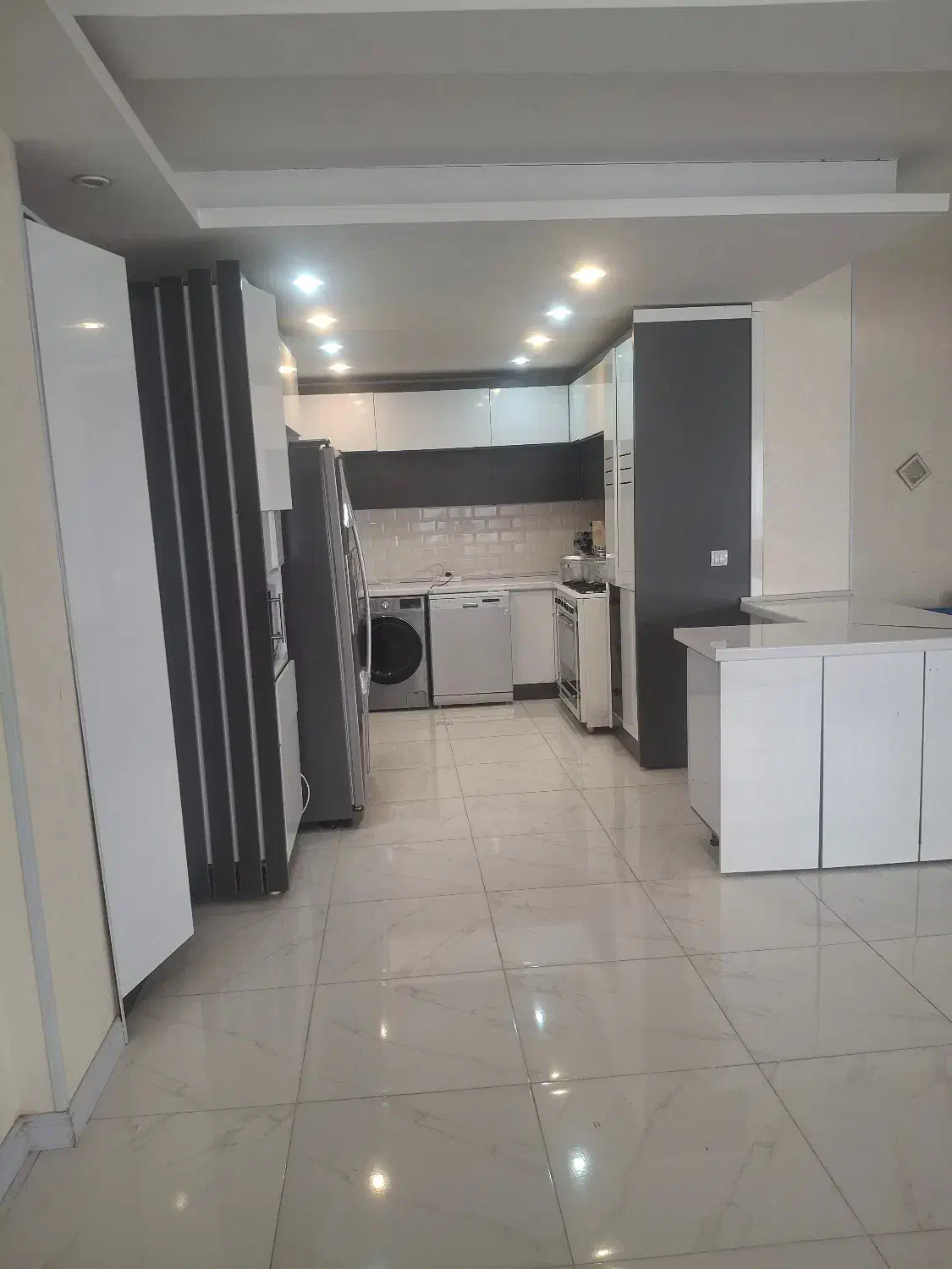 کابینت و جا کفشی دست دوم در حدنو|مصالح و تجهیزات ساختمان|شیراز, جانبازان|دیوار