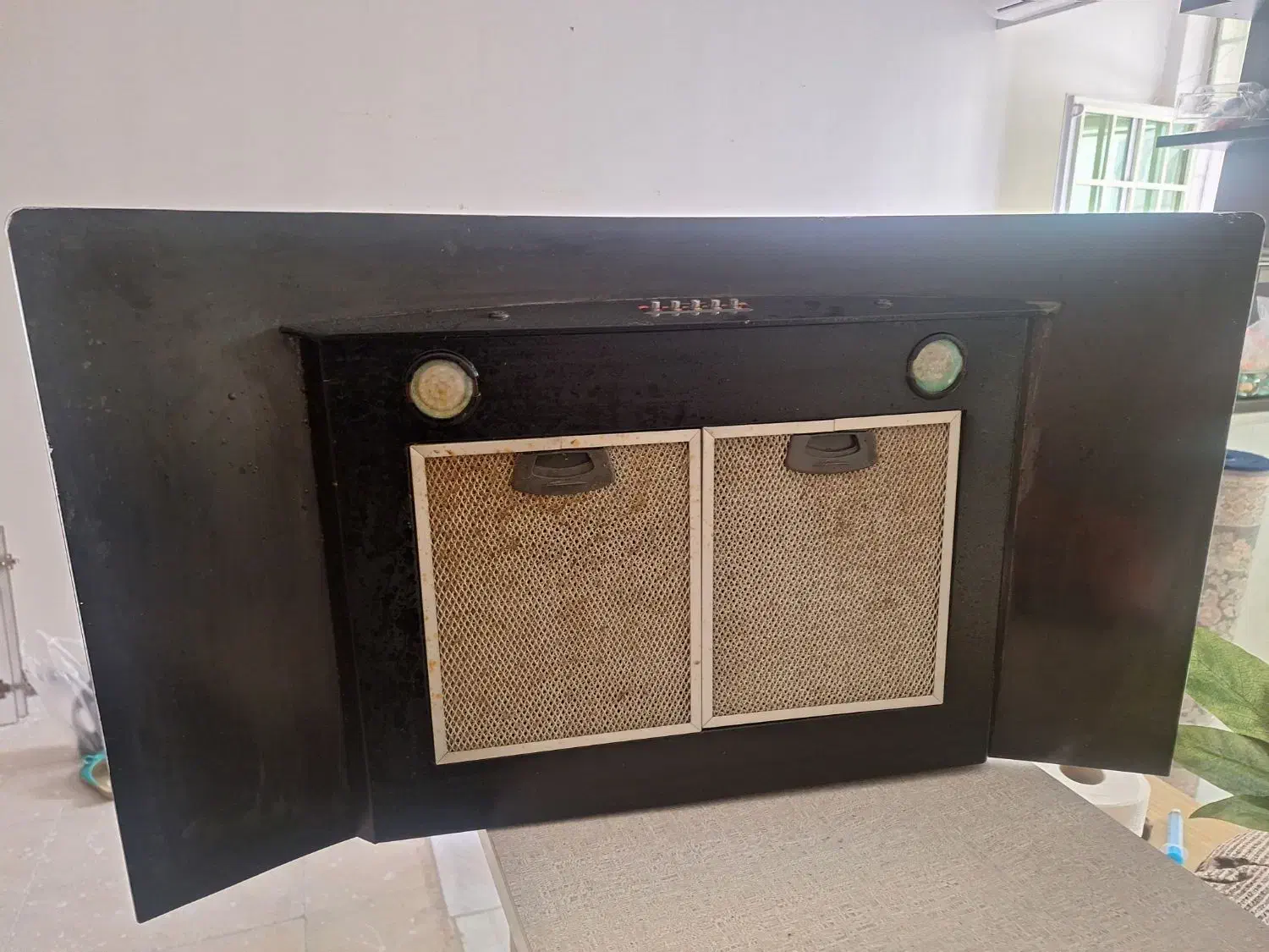 هود|هود|هشتگرد, مدرس|دیوار