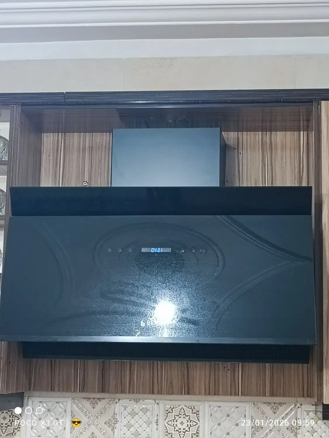 هود|هود|لیسار, |دیوار