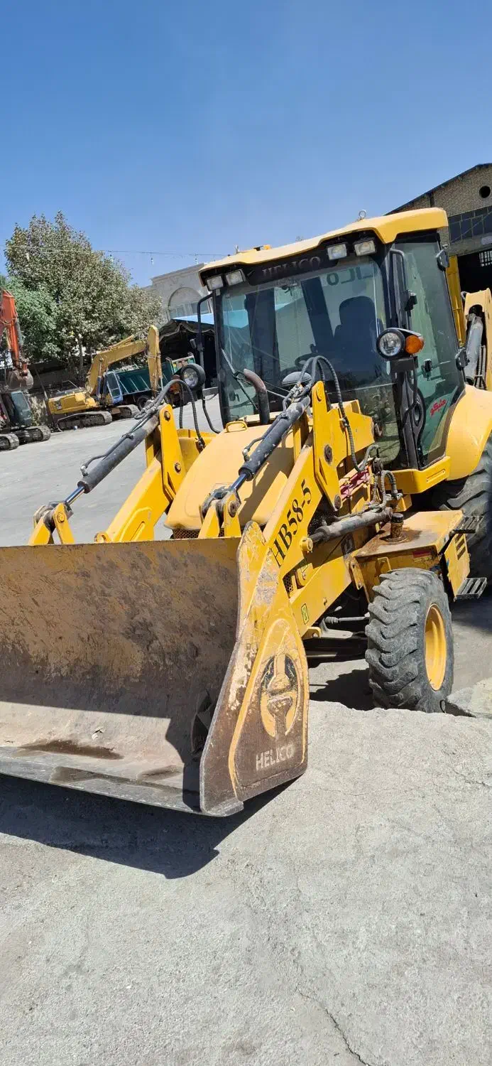 بیل بکهو هلیکو|خودرو سنگین|مشهد, الهیه|دیوار