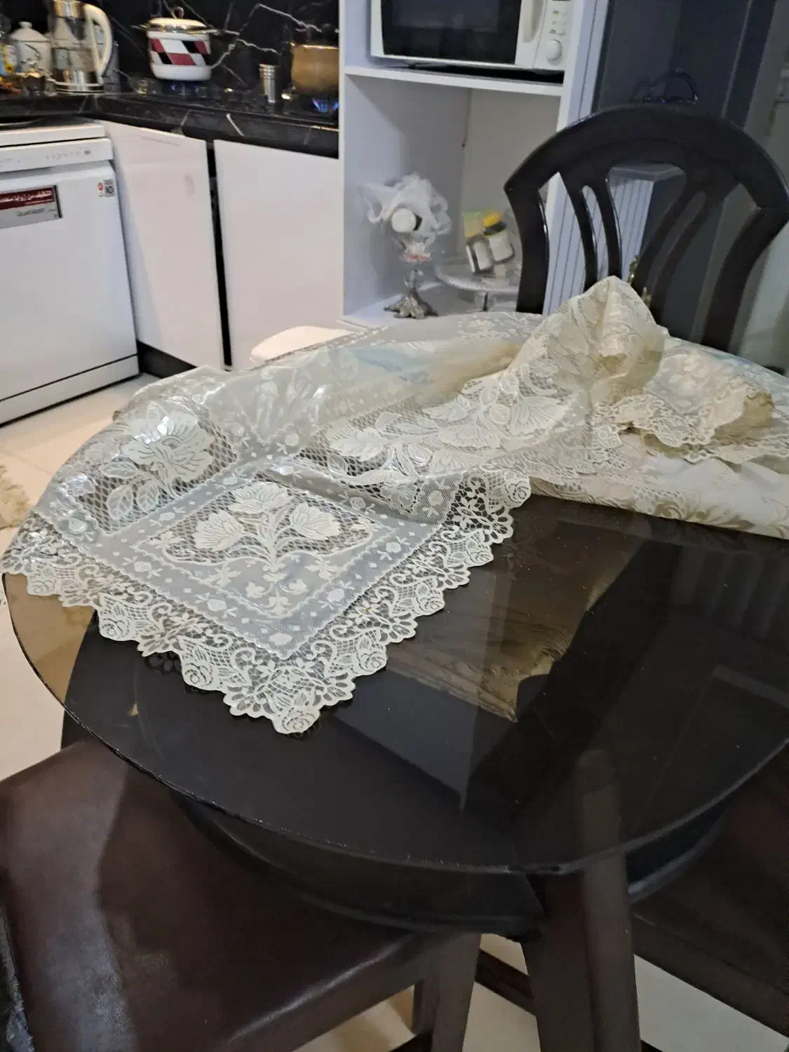 ناهار خوری ۳ نفره چوبی|میز و صندلی غذاخوری|مشهد, زمانه|دیوار