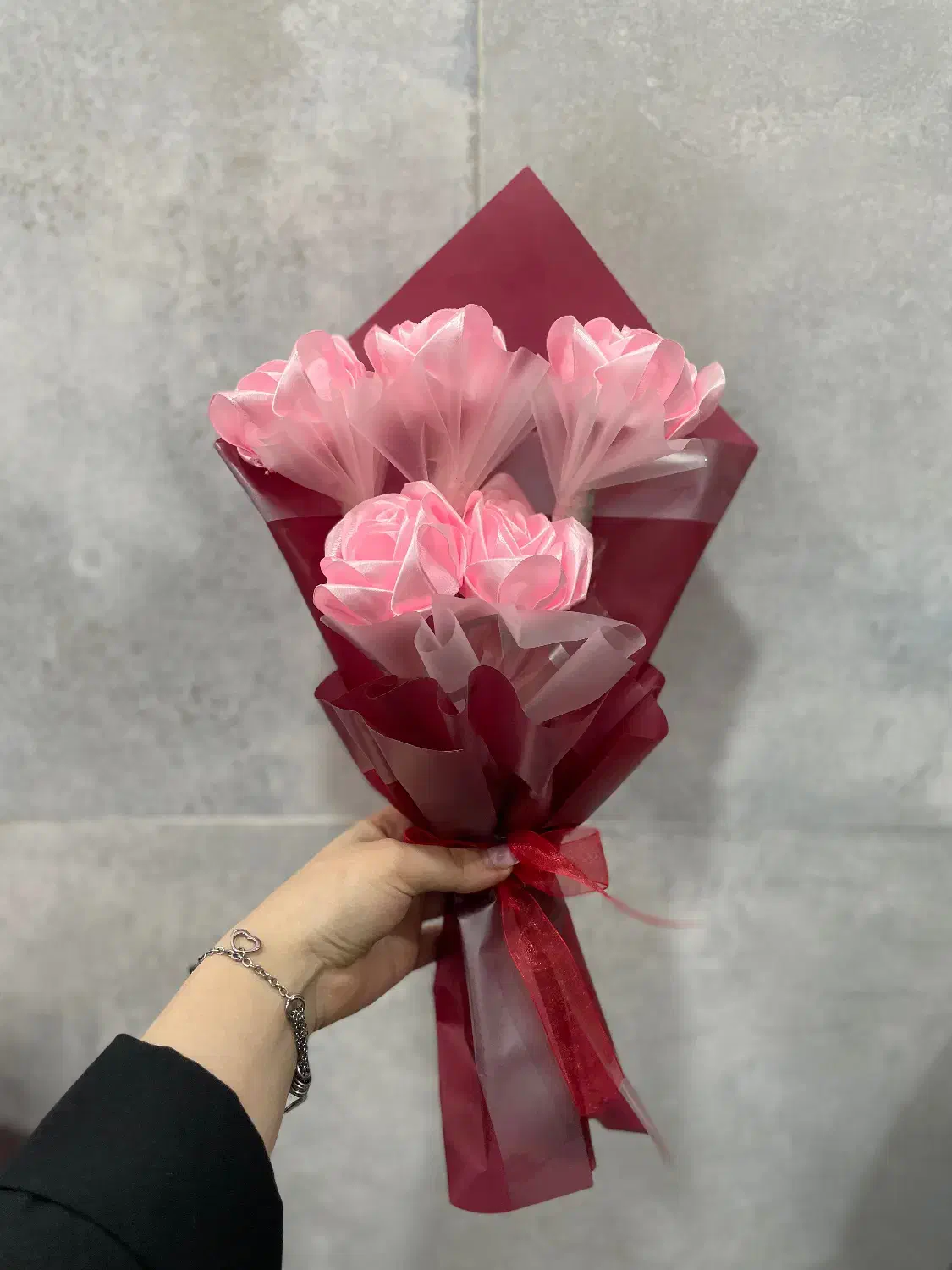 دسته گل و پول|گل مصنوعی|ساوه, |دیوار