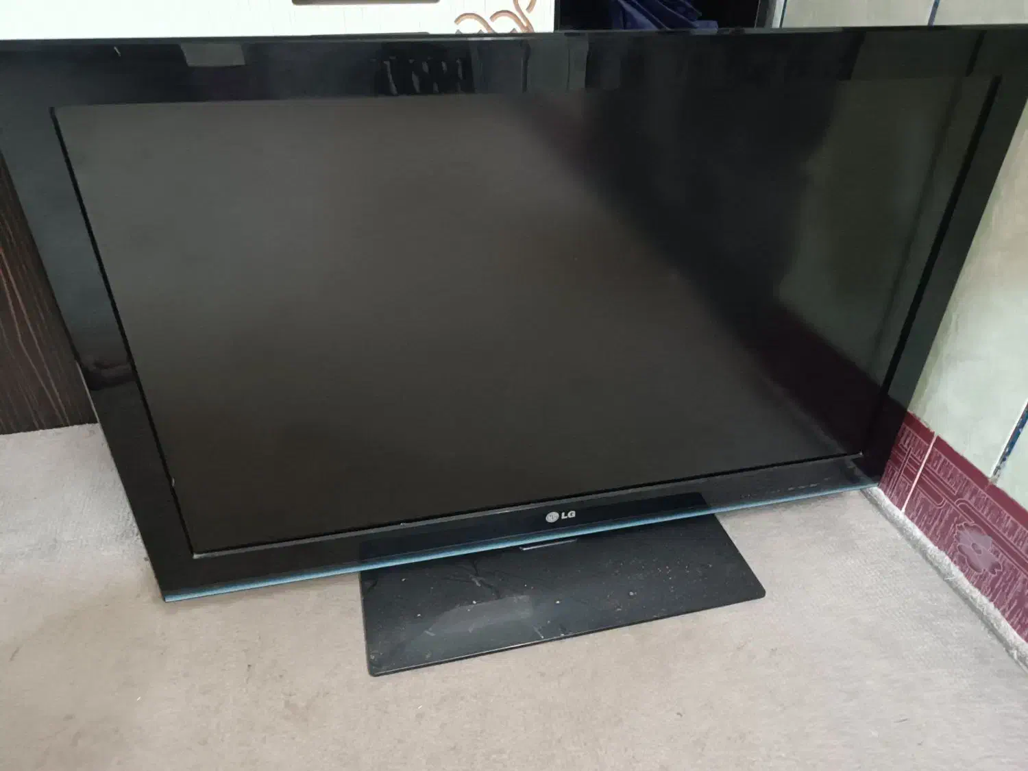 تلفزیون LG سایز 32 و 40|تلویزیون و پروژکتور|بندر امام خمینی, |دیوار