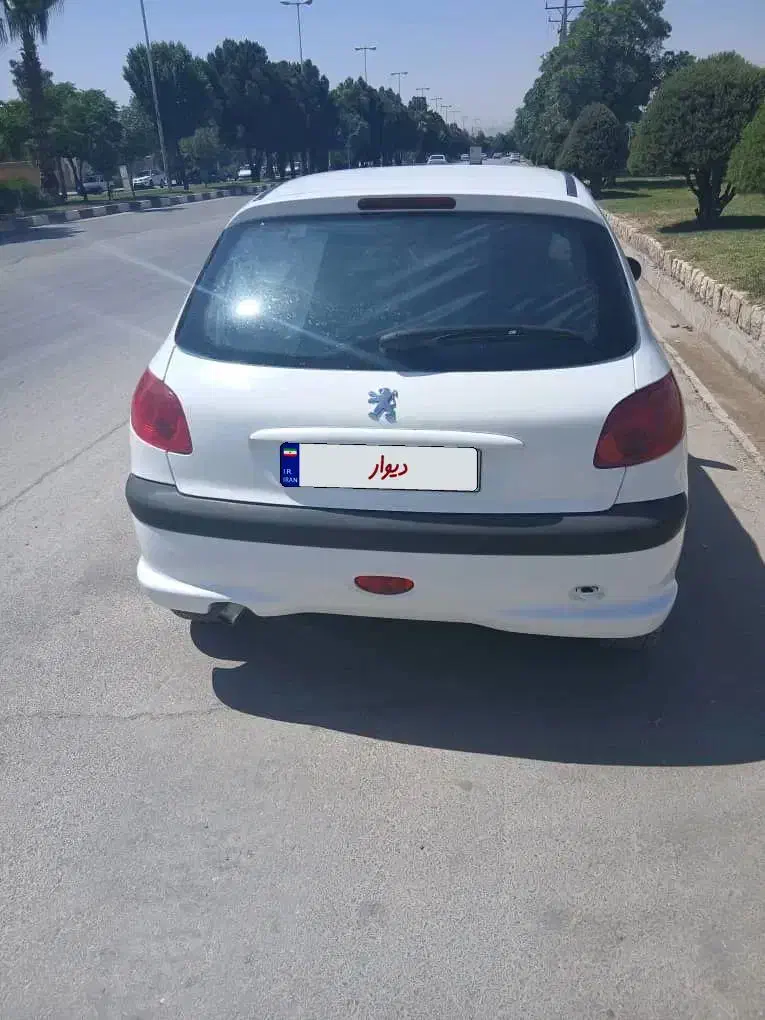 خودرو سواری 206 تیپ 3|خودرو سواری و وانت|مرودشت, استادیوم‎|دیوار